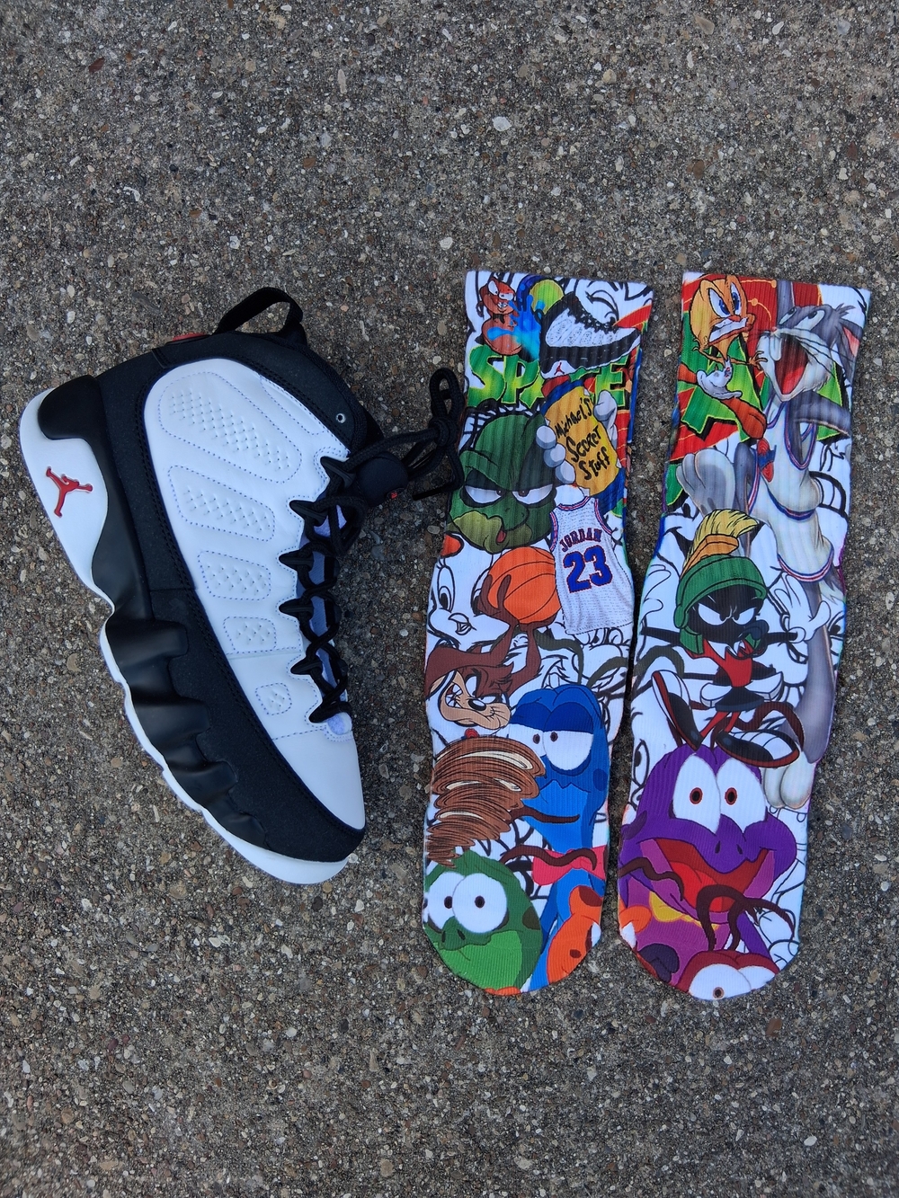 Space Jam 9s Socks To Match